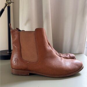 FRYE | Brown Anna Chelsea Leather Ankle Boot | Size 10